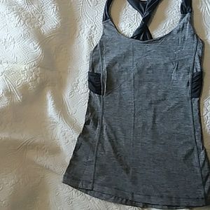 Lululemon atletica gray tank top size 4